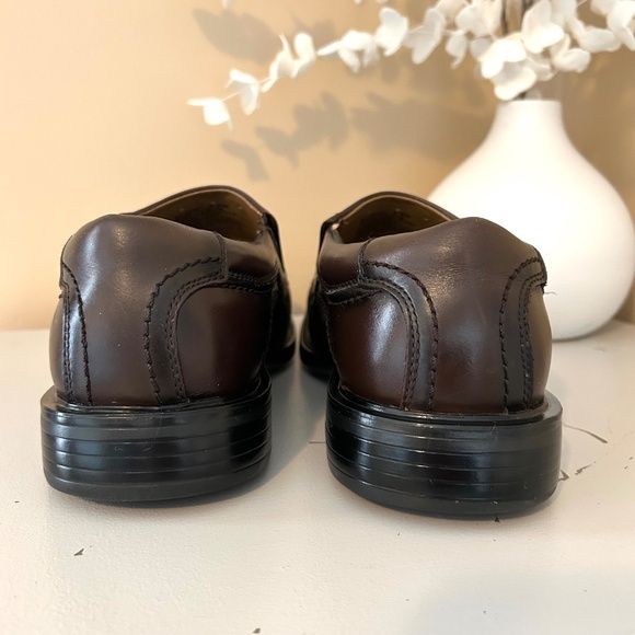 Dockers Men’s Leather Slip On Loafers Dark Brown Size 8.5 Wide EUC! - Picture 5 of 12